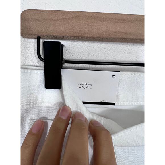 7 For All Mankind White Ankle Skinny Jeans NWT Size 32 - Picture 4 of 9